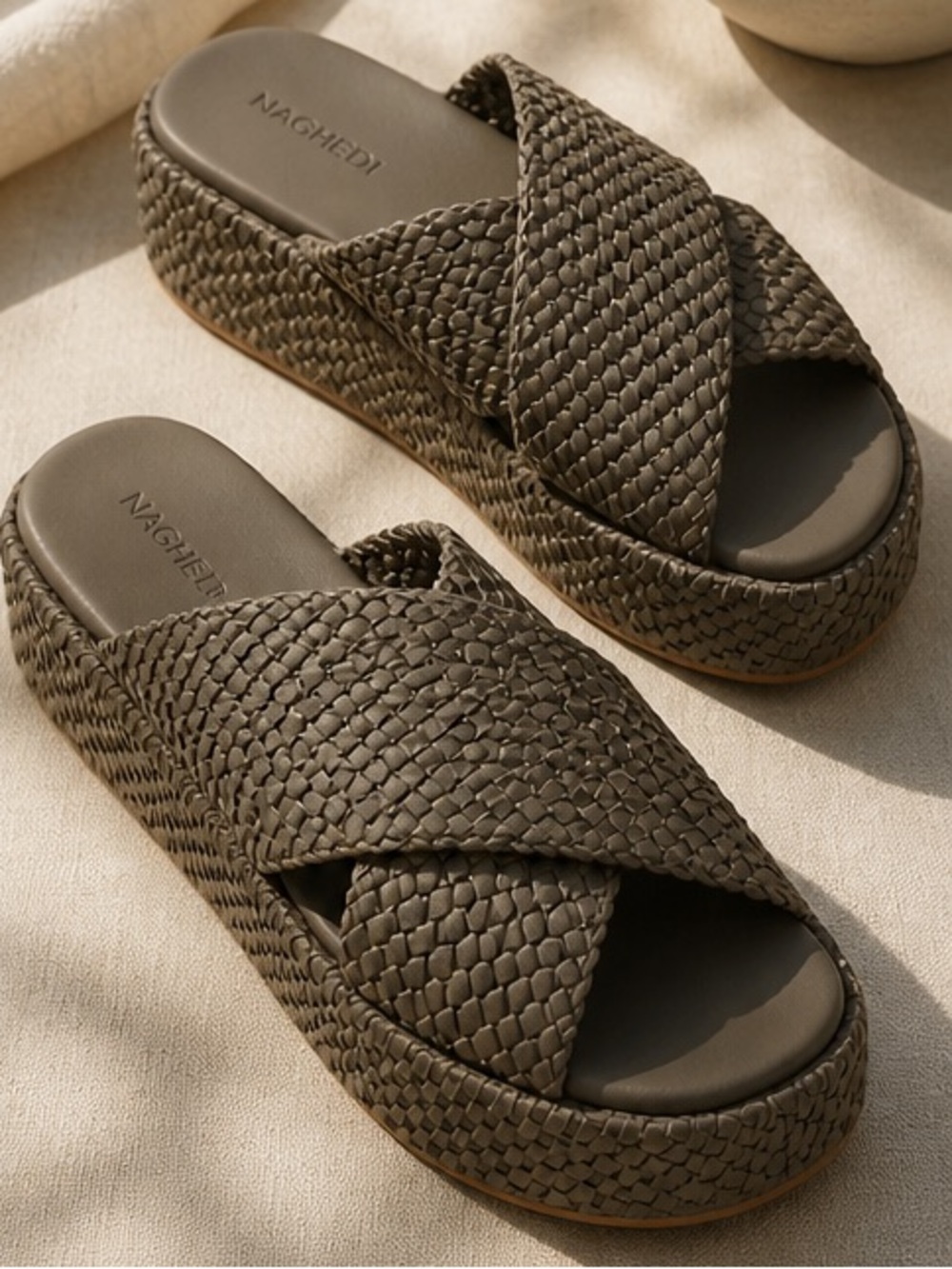 NAGHEDI Laguna Platform Criss Cross Woven Sandal in Terre | 36 | EUC
